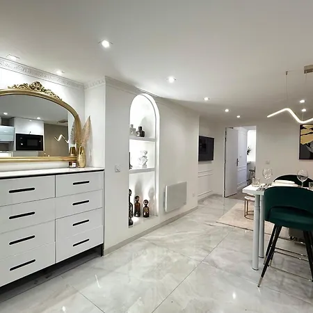 Auguste Comte - Avec Balcon - Coeur De דירה דיז'ון