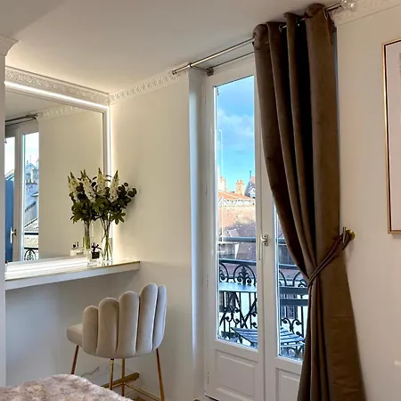 شقة Auguste Comte - Avec Balcon - Coeur De ديجون