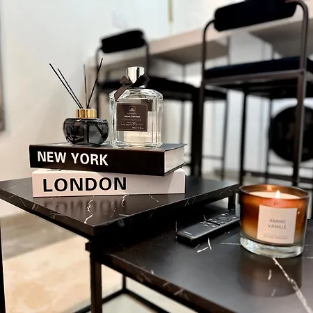 Auguste Comte - Avec Balcon - Coeur De Appartement Dijon